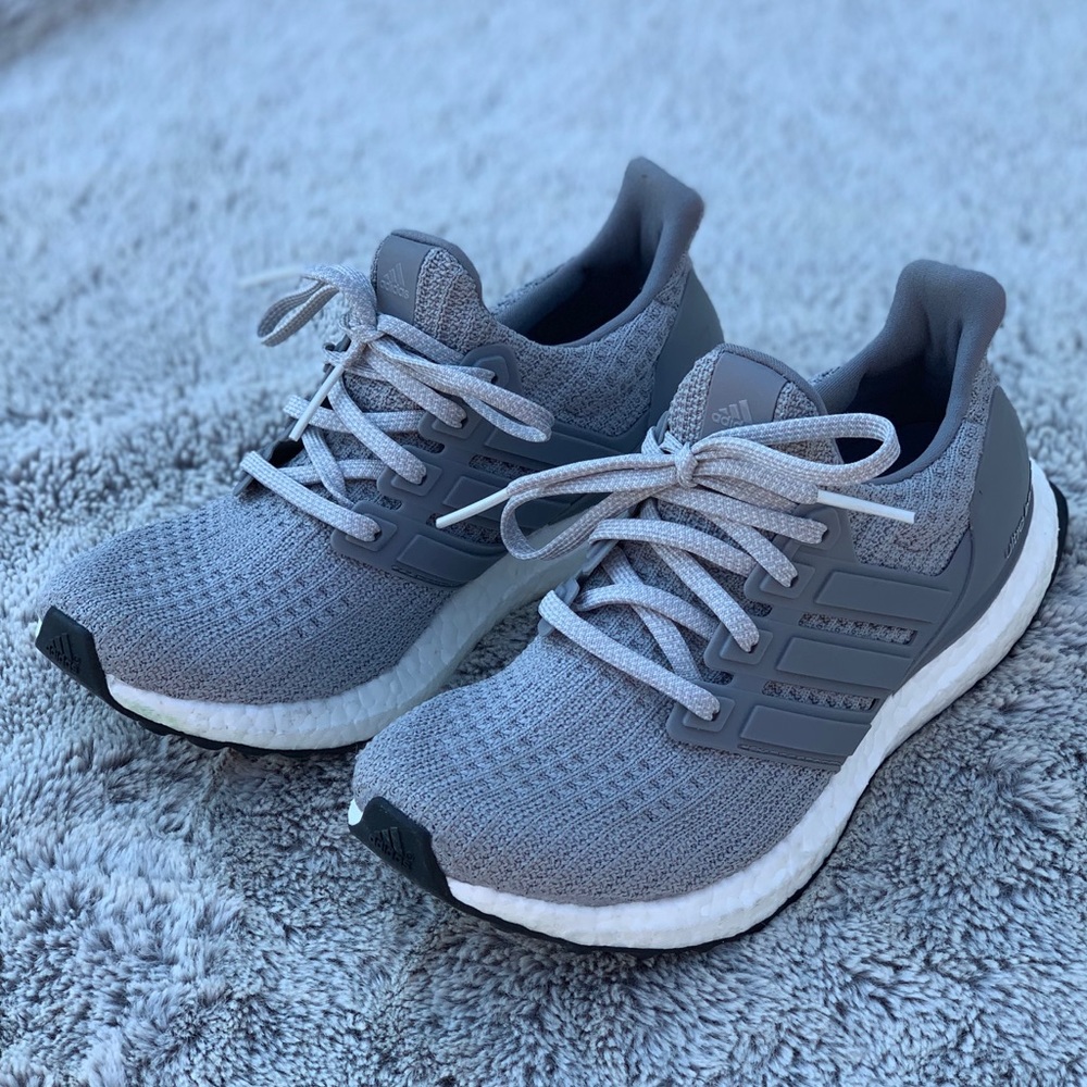 Adidas Ultra Boost, Grey, Size 6